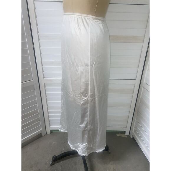 Sears Vintage Half Slip 31” Long Egg Shell White Nylon With Lace Hem Sz Small - Picture 4 of 5